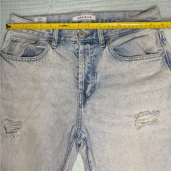 PacSun Light Wash High-Rise Women's Jeans - “Dad Jeans” - Picture 9 of 10